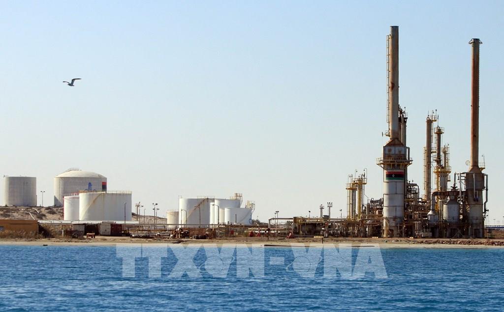 gia-dau-the-gioi-phien-57-tang-sau-khi-opec-hoan-hop